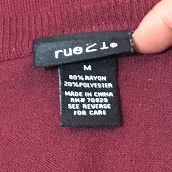 💎 Rue 21 burgundy winesday sweater - Picture 5 of 8